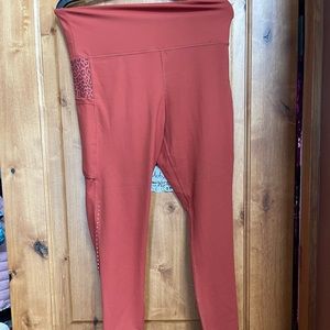 Zyia leggings